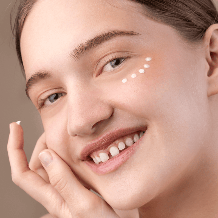 Eye Cream – Lightweight Under-Eye Moisturizing Cream